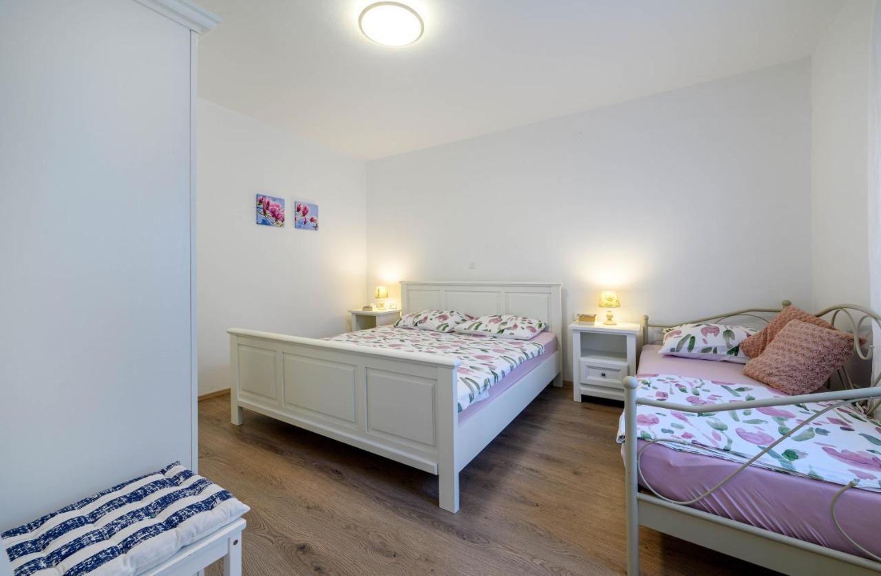 Apartman Slavko Διαμέρισμα Σίμπενικ Εξωτερικό φωτογραφία